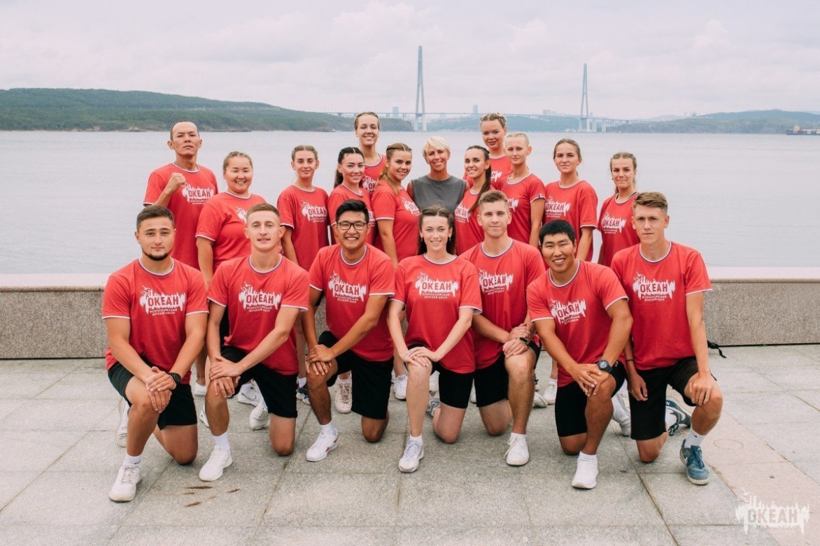 Команда по чирлидингу ВДЦ «Океан» активно выступает в Приморском крае