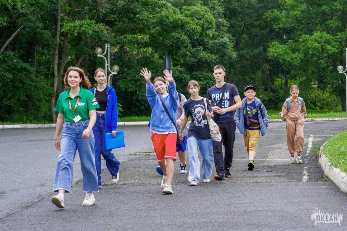 Океанцы девятой смены приезжают в детский центр!