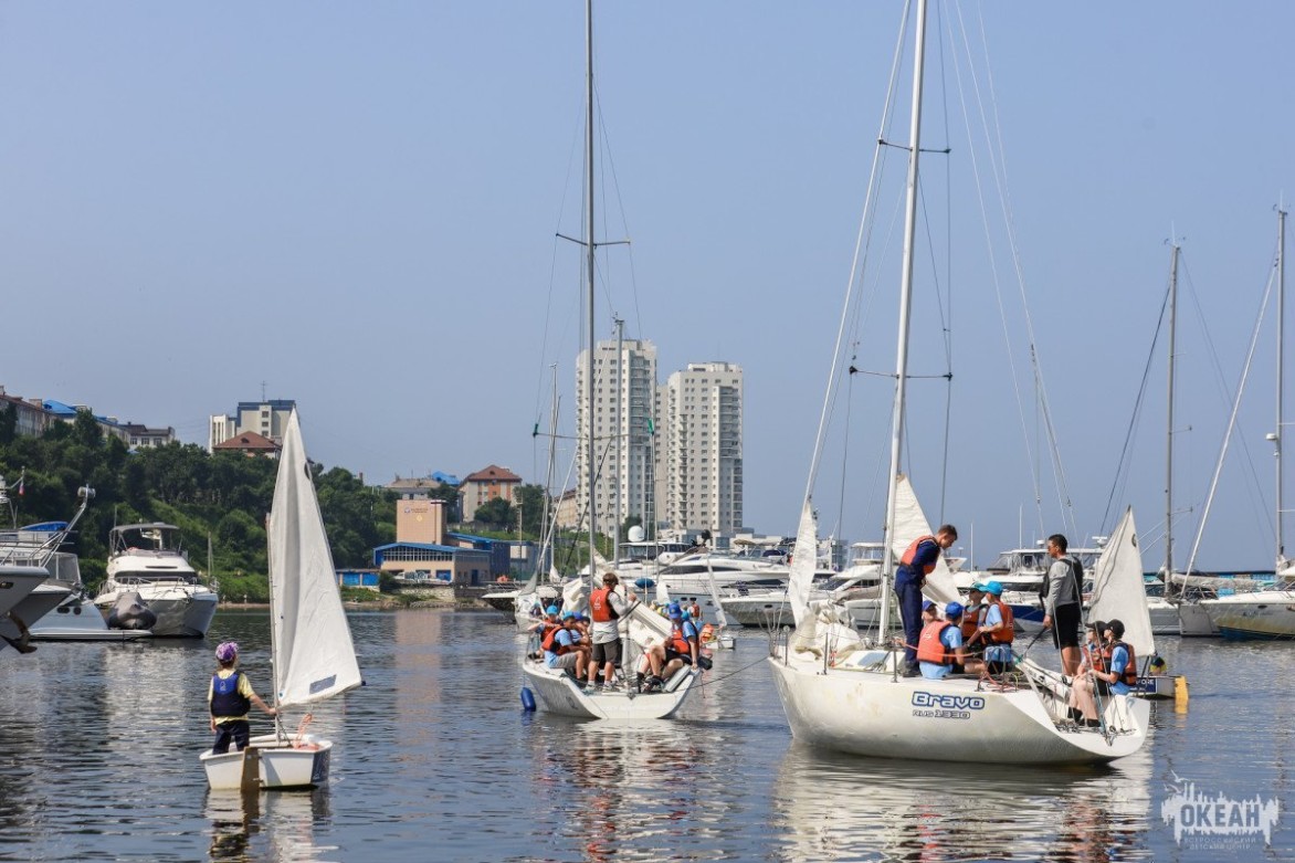 Юнги Всероссийской регаты ВДЦ «Океан» осваивают яхтенный спорт