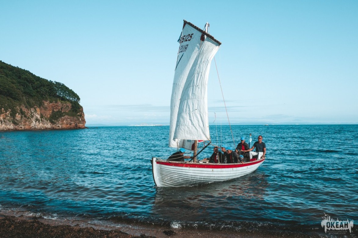 Тихоокеанское высшее военно-морское училище предоставило ВДЦ «Океан» шлюпки ЯЛ-6 для проведения Всероссийской парусной регаты