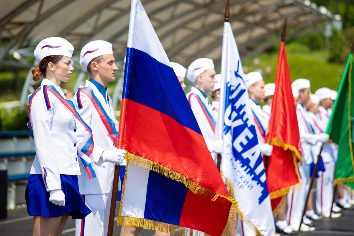 Вместе с Россией, вместе с Президентом!