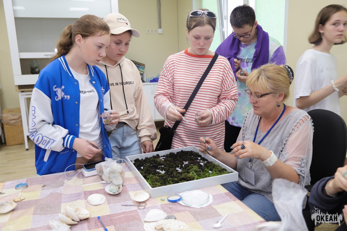 Экологический форум «Живи, Земля!»: океанцы посещают занятия в новом эколого-биологическом центре