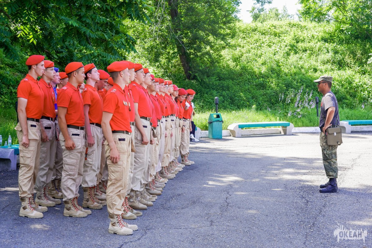 «Восточный ветер»: как проходят занятия юнармейцев в рамках модуля «Юнфлот»