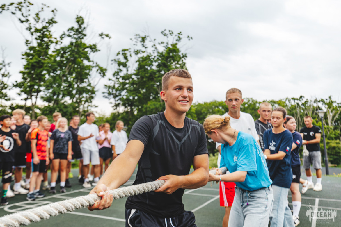Первенство дружины по перетягиванию каната прошло в ВДЦ «Океан»