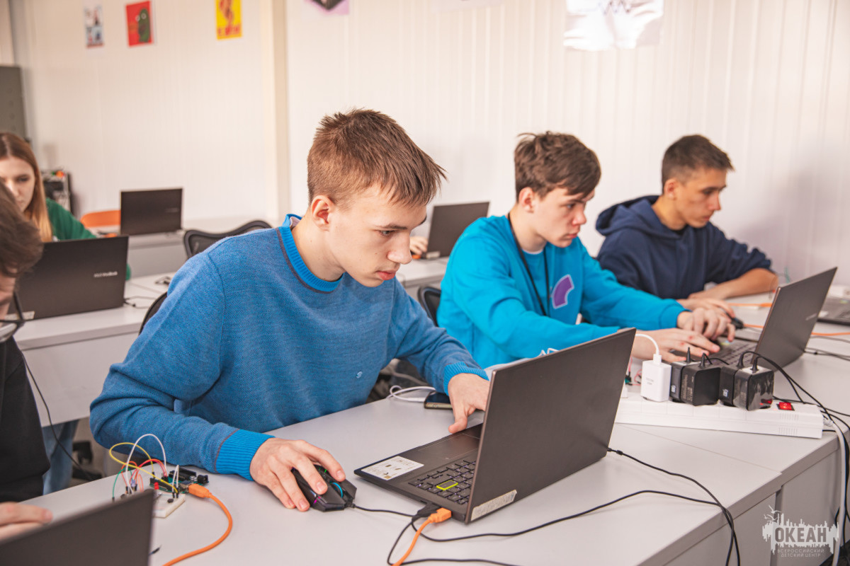 «Мир материалов»: школьники исследуют конструкционные материалы будущего