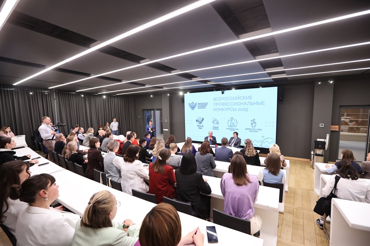 Сергей Кравцов предложил ввести номинацию в честь погибшего на СВО учителя ОБЖ в конкурсе «Учитель года России»