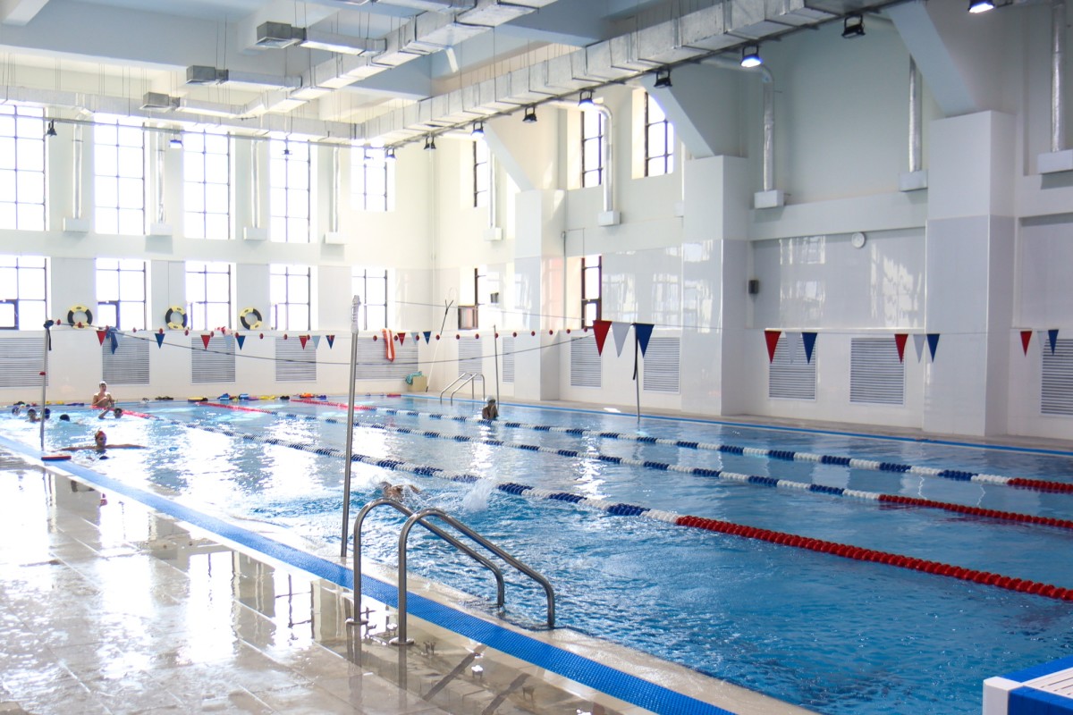 Сергей Кравцов передал таджикистанским школам сертификат на поставку более 800 тыс. учебников