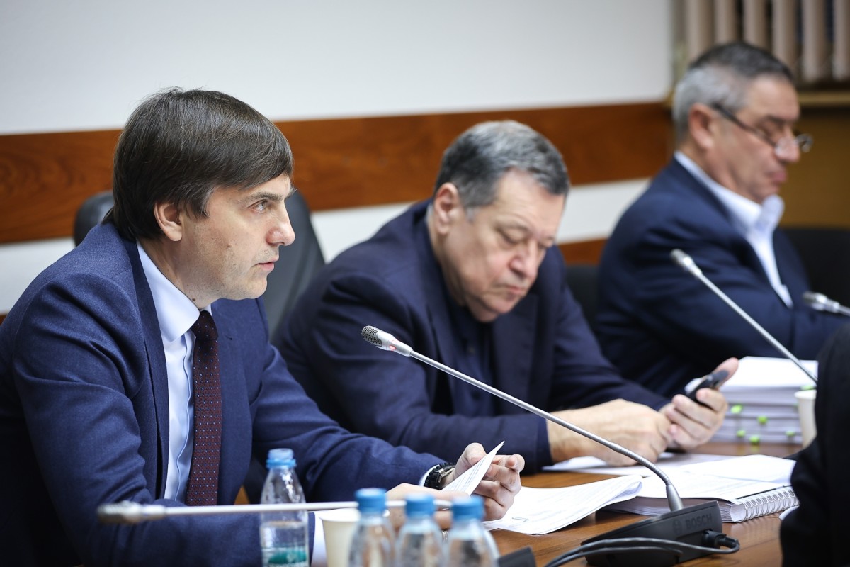 Сергей Кравцов представил проект финансирования сферы образования в предстоящие три года на заседании Комитета Госдумы по бюджету и налогам